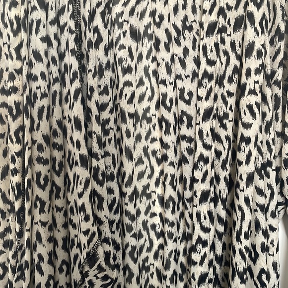 Aritzia Evil Twin leopard cardigan - Picture 2 of 7